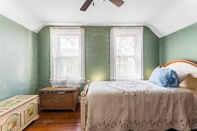 95 Ivy Street, East Providence, RI 02914 - Photo 12