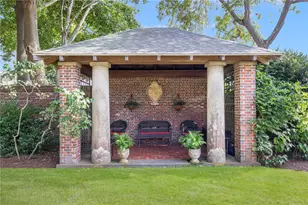 221 Hope St, Bristol, RI 02809 - Photo 38