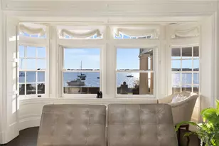 221 Hope St, Bristol, RI 02809 - Photo 14
