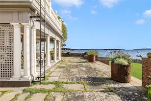 221 Hope St, Bristol, RI 02809 - Photo 34