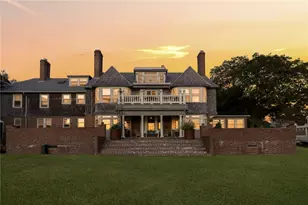 221 Hope St, Bristol, RI 02809 - Photo 46