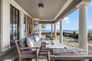 221 Hope St, Bristol, RI 02809 - Photo 2