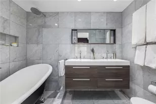 221 Hope St, Bristol, RI 02809 - Photo 30