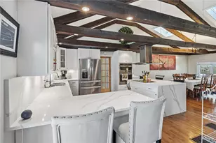 10 Blue Mist Dr, Lincoln, RI 02838 - Photo 4