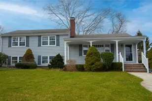 52 Bellevue Ave, Westerly, RI 02891 - Photo 1