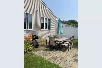 56 Sand Hill Cove Road, Narragansett, RI 02882 - Photo 4