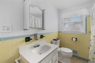 16 Vista Dr, Lincoln, RI 02865 - Photo 16