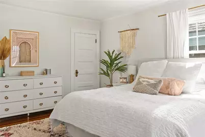 35 Hall Avenue, Newport, RI 02840 - Photo 24