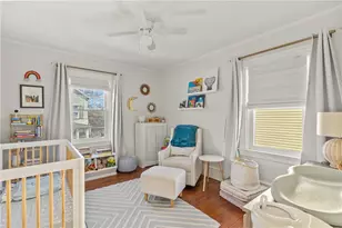 35 Hall Ave, Newport, RI 02840 - Photo 20