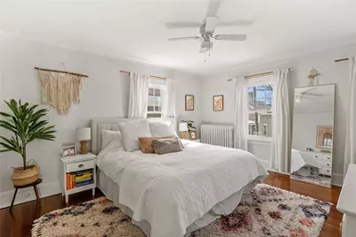 35 Hall Avenue, Newport, RI 02840 - Photo 22