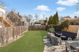 35 Hall Ave, Newport, RI 02840 - Photo 32