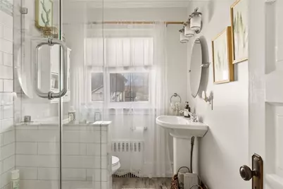 35 Hall Avenue, Newport, RI 02840 - Photo 28