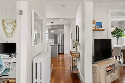 35 Hall Avenue, Newport, RI 02840 - Photo 2