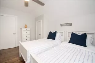 33 Slocum St, Newport, RI 02840 - Photo 24