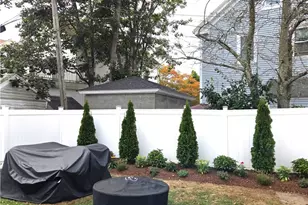 33 Slocum St, Newport, RI 02840 - Photo 28