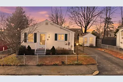 62 Hillcrest Avenue, Pawtucket, RI 02860 - Photo 1