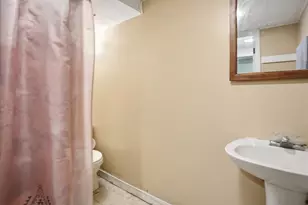 62 Hillcrest Ave, Pawtucket, RI 02860 - Photo 20