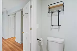 629 Thames St, Newport, RI 02840 - Photo 18