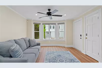 629 Thames Street, Newport, RI 02840 - Photo 8