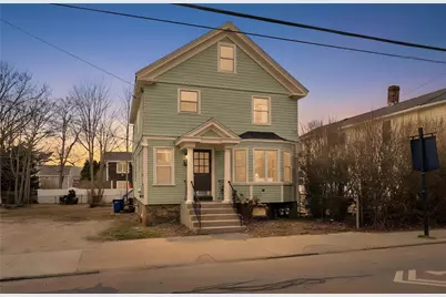 629 Thames Street, Newport, RI 02840 - Photo 2