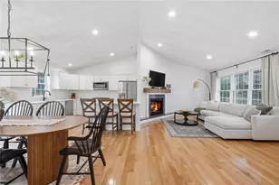 380 Ledge Rd, Coventry, RI 02816 - Photo 10