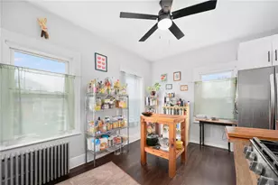 25 Brighton St, Providence, RI 02909 - Photo 12