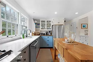 47 Kane Ave, Middletown, RI 02842 - Photo 18