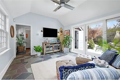 47 Kane Avenue, Middletown, RI 02842 - Photo 16