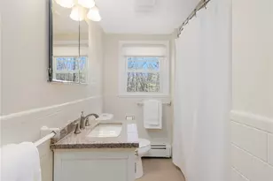 70 Lindley Ave, North Kingstown, RI 02852 - Photo 22