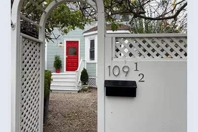 109 Second Street, Newport, RI 02840 - Photo 2
