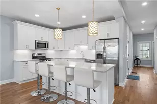 314 Chases Ln, Middletown, RI 02842 - Photo 2