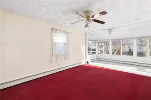 76 Moorefield St, Providence, RI 02909 - Photo 16