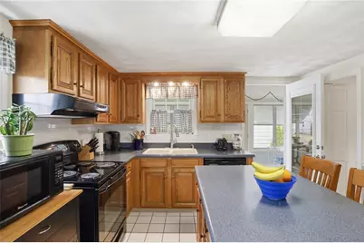 11 Tampa Street, West Warwick, RI 02893 - Photo 14