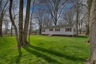 86 Lawndale Dr, Warwick, RI 02818 - Photo 22