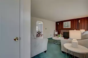 86 Lawndale Dr, Warwick, RI 02818 - Photo 10