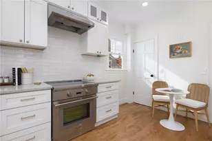 61 Gibbs Ave, Newport, RI 02840 - Photo 20