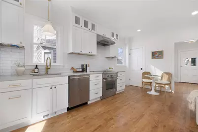 61 Gibbs Avenue, Newport, RI 02840 - Photo 16