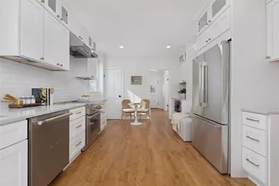 61 Gibbs Avenue, Newport, RI 02840 - Photo 14