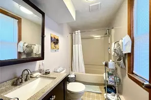 42 Fremont St, Providence, RI 02906 - Photo 26