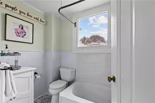 36 Kay St, Newport, RI 02840 - Photo 16