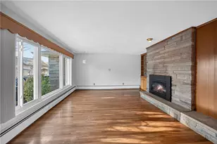 12 Hazard St, Coventry, RI 02816 - Photo 4