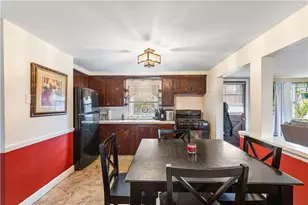 52 Maxfield Ave, East Providence, RI 02914 - Photo 8