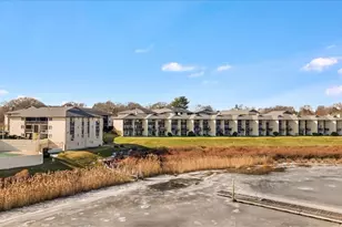 400 Narragansett Pkwy, Warwick, RI 02888 - Photo 14