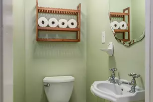 41 Berwick Ln, Cranston, RI 02905 - Photo 16