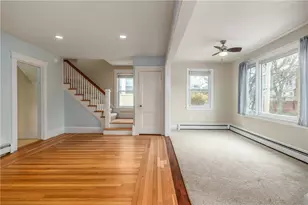 41 Berwick Ln, Cranston, RI 02905 - Photo 6