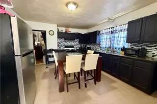 70 Veazie St, Providence, RI 02908 - Photo 2