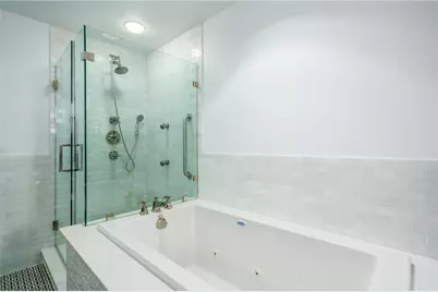 1000 Chapel View Boulevard #312, Cranston, RI 02920 - Photo 28