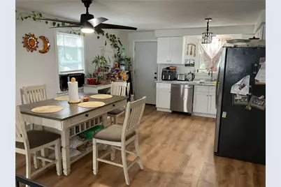 16 Arrow Avenue, Warwick, RI 02886 - Photo 8