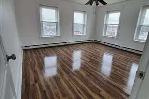 26 Farm St, Woonsocket, RI 02895 - Photo 2