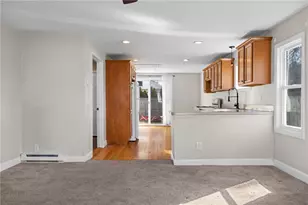 444 Pequot Ave, Warwick, RI 02889 - Photo 6